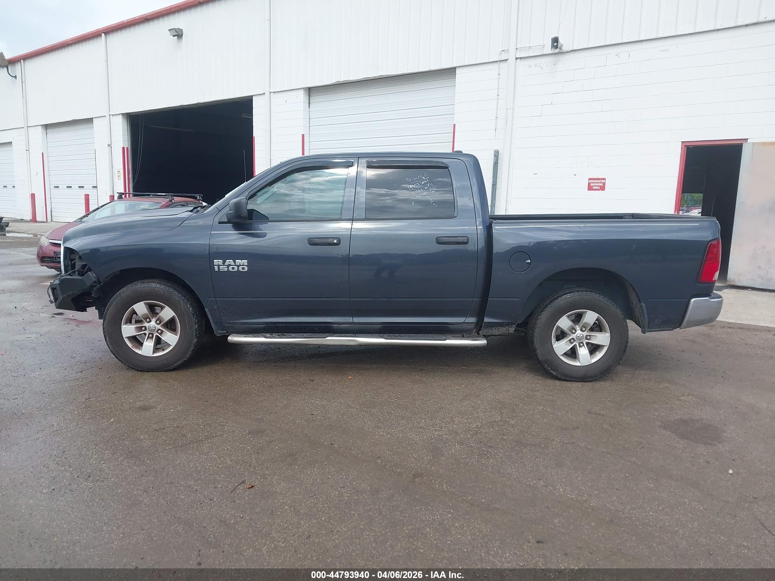 2016 RAM 1500 TRADESMAN