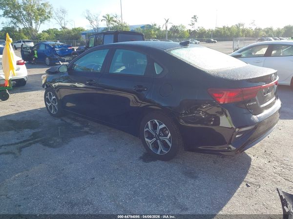 2021 KIA FORTE LXS