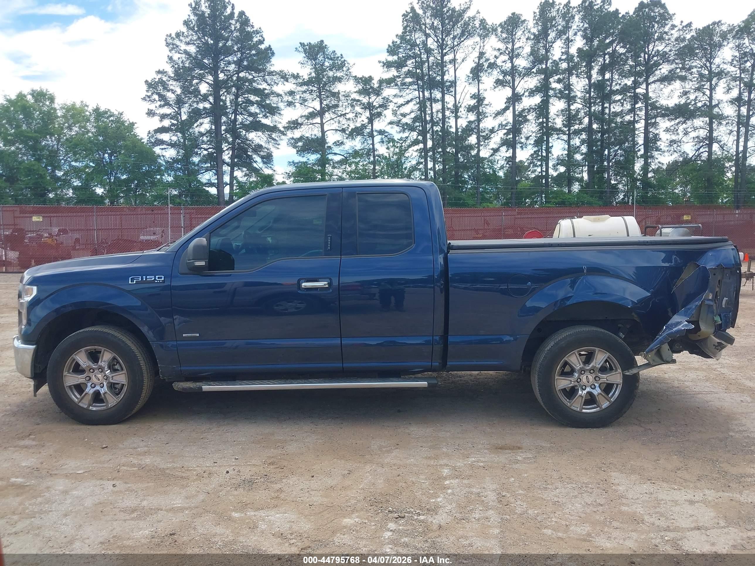 2017 FORD F-150 XLT