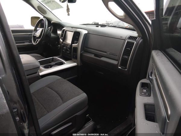 2017 RAM 1500 BIG HORN  4X4 5'7 BOX