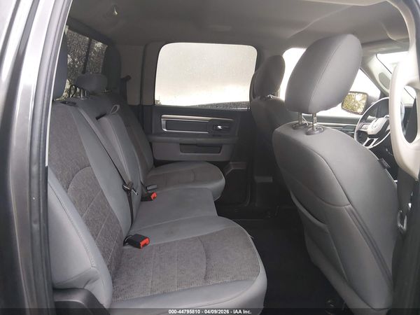 2017 RAM 1500 BIG HORN  4X4 5'7 BOX