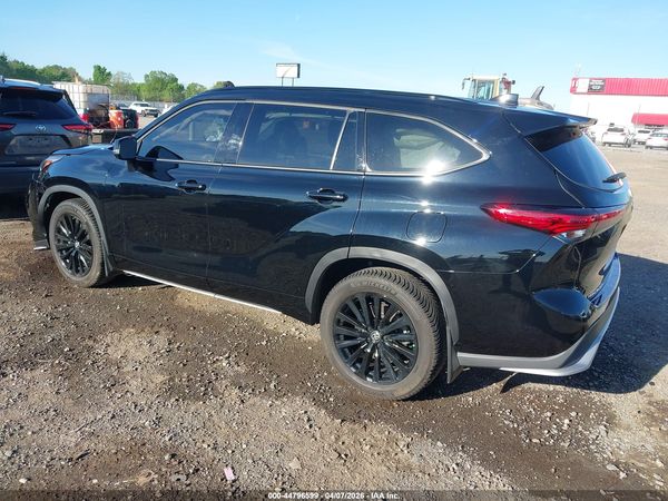 2023 TOYOTA HIGHLANDER XSE