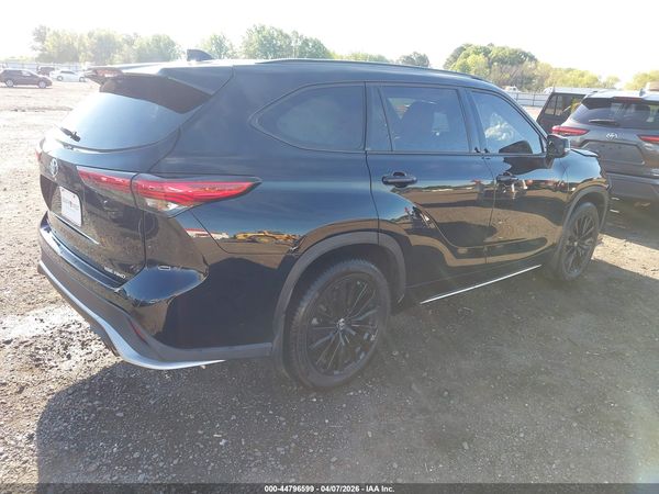 2023 TOYOTA HIGHLANDER XSE