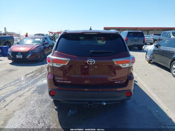 2016 TOYOTA HIGHLANDER XLE V6