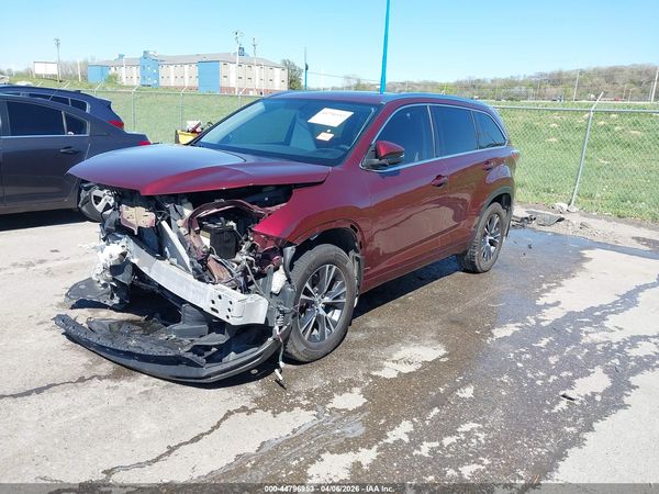 2016 TOYOTA HIGHLANDER XLE V6
