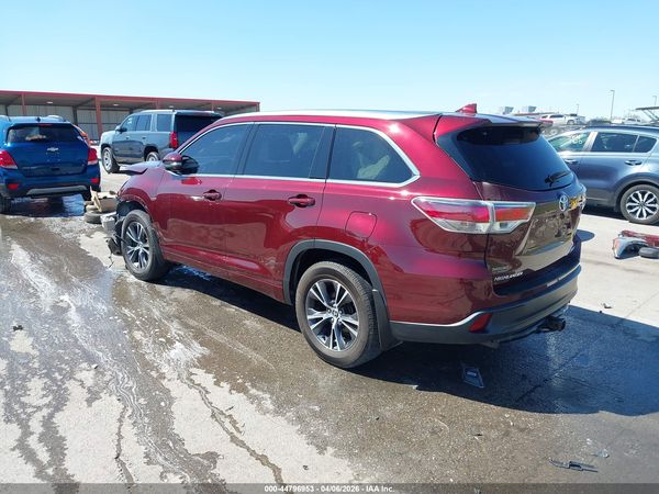 2016 TOYOTA HIGHLANDER XLE V6