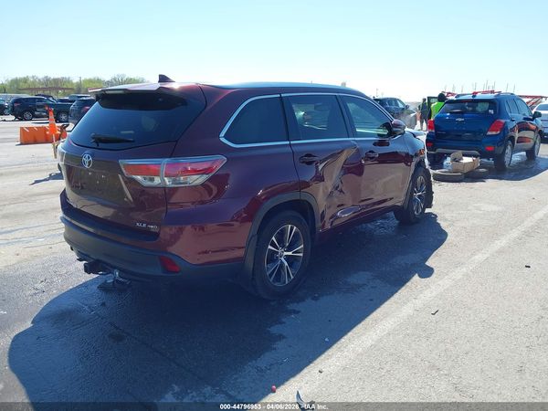 2016 TOYOTA HIGHLANDER XLE V6