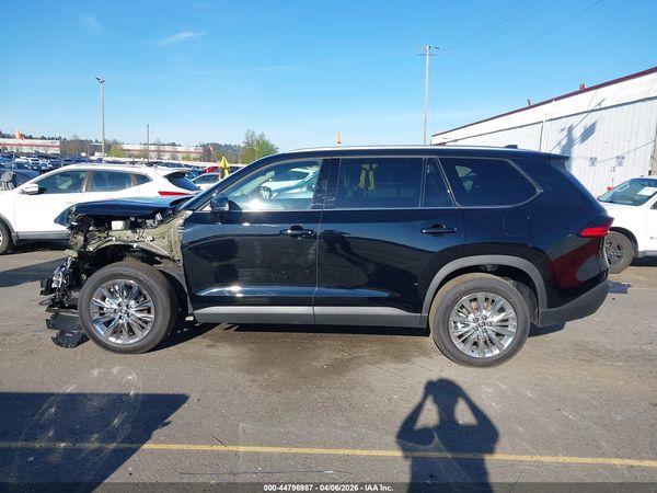 2026 TOYOTA GRAND HIGHLANDER PLATINUM