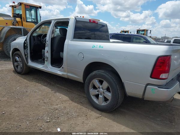 2017 RAM 1500 EXPRESS  4X2 6'4 BOX
