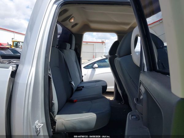2017 RAM 1500 EXPRESS  4X2 6'4 BOX