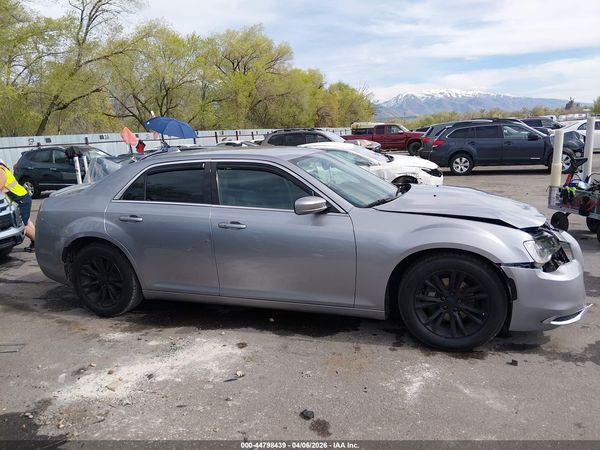 2018 CHRYSLER 300 TOURING L — I116