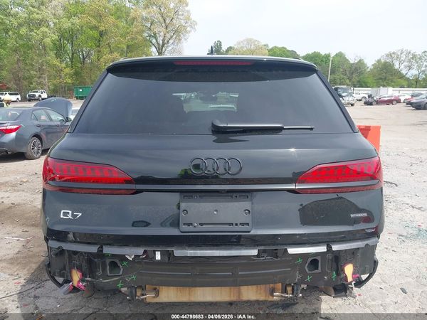 2023 AUDI Q7