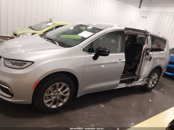 2024 CHRYSLER PACIFICA TOURING L AWD