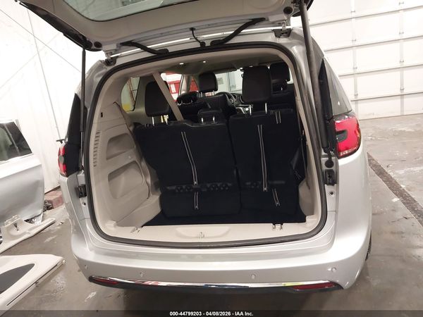 2024 CHRYSLER PACIFICA TOURING L AWD