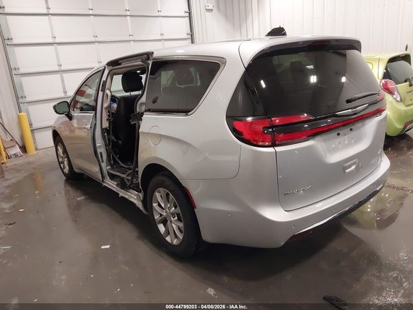 2024 CHRYSLER PACIFICA TOURING L AWD