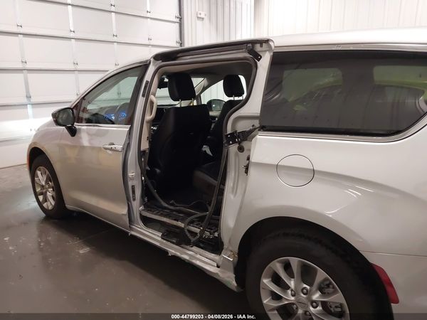 2024 CHRYSLER PACIFICA TOURING L AWD