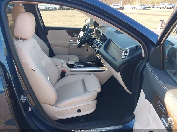 2021 MERCEDES-BENZ GLA 250 4MATIC