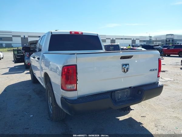 2023 RAM 1500 CLASSIC TRADESMAN  4X4 5'7 BOX