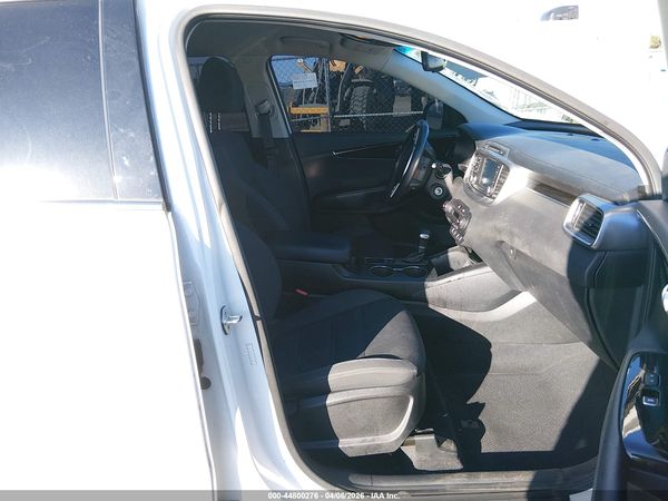2019 KIA SORENTO 2.4L LX