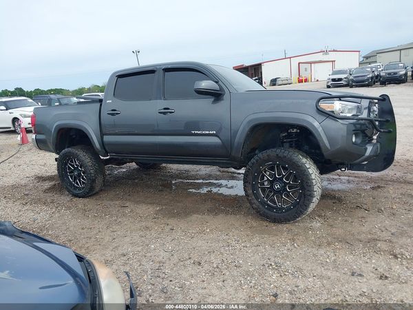 2018 TOYOTA TACOMA SR5 V6