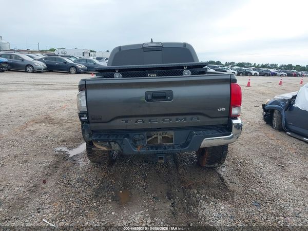 2018 TOYOTA TACOMA SR5 V6