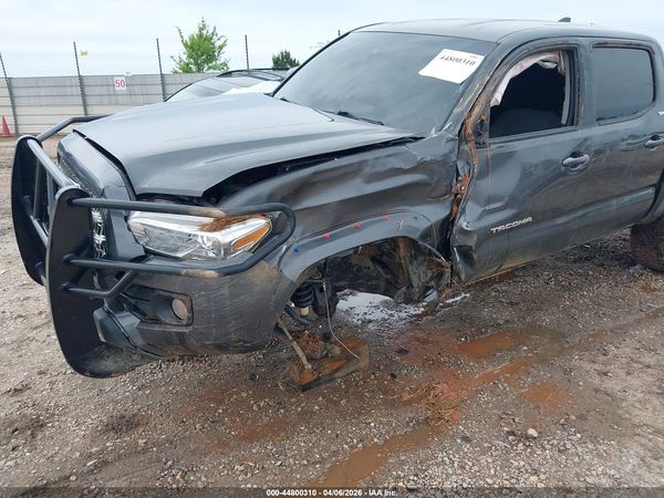 2018 TOYOTA TACOMA SR5 V6