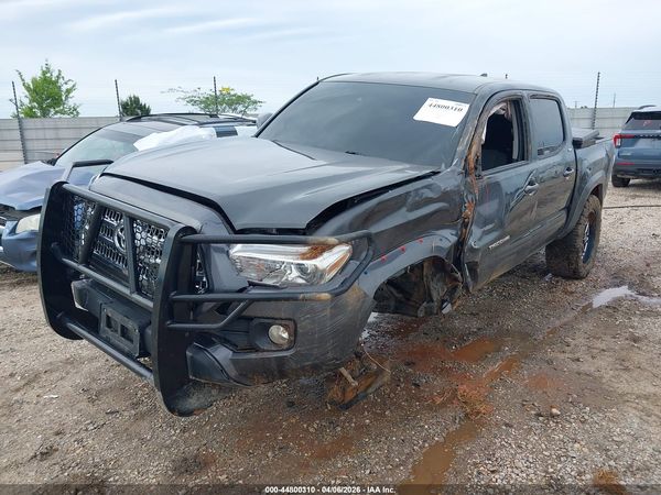 2018 TOYOTA TACOMA SR5 V6