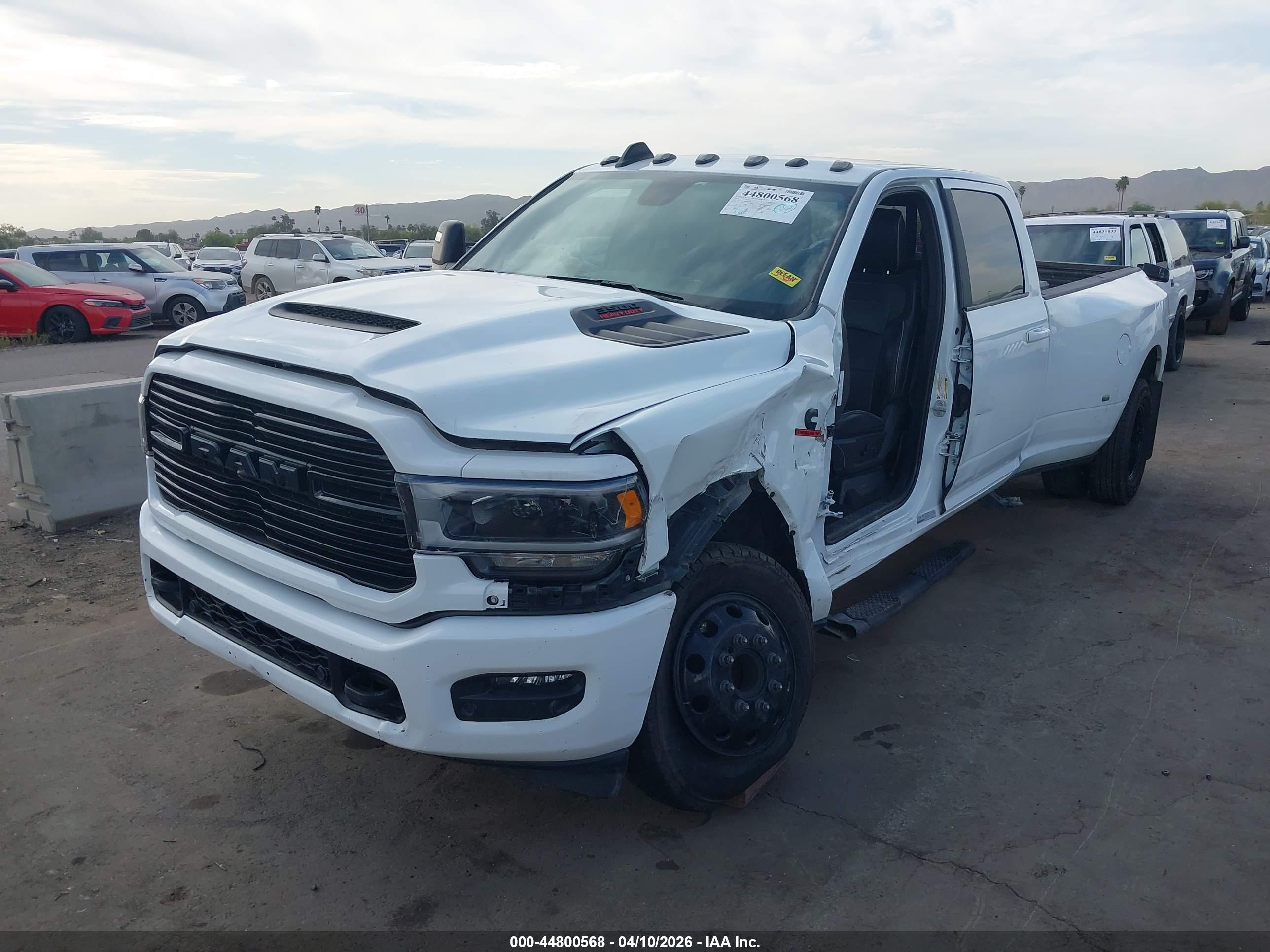 2024 RAM 3500 LARAMIE  4X4 8' BOX — I2