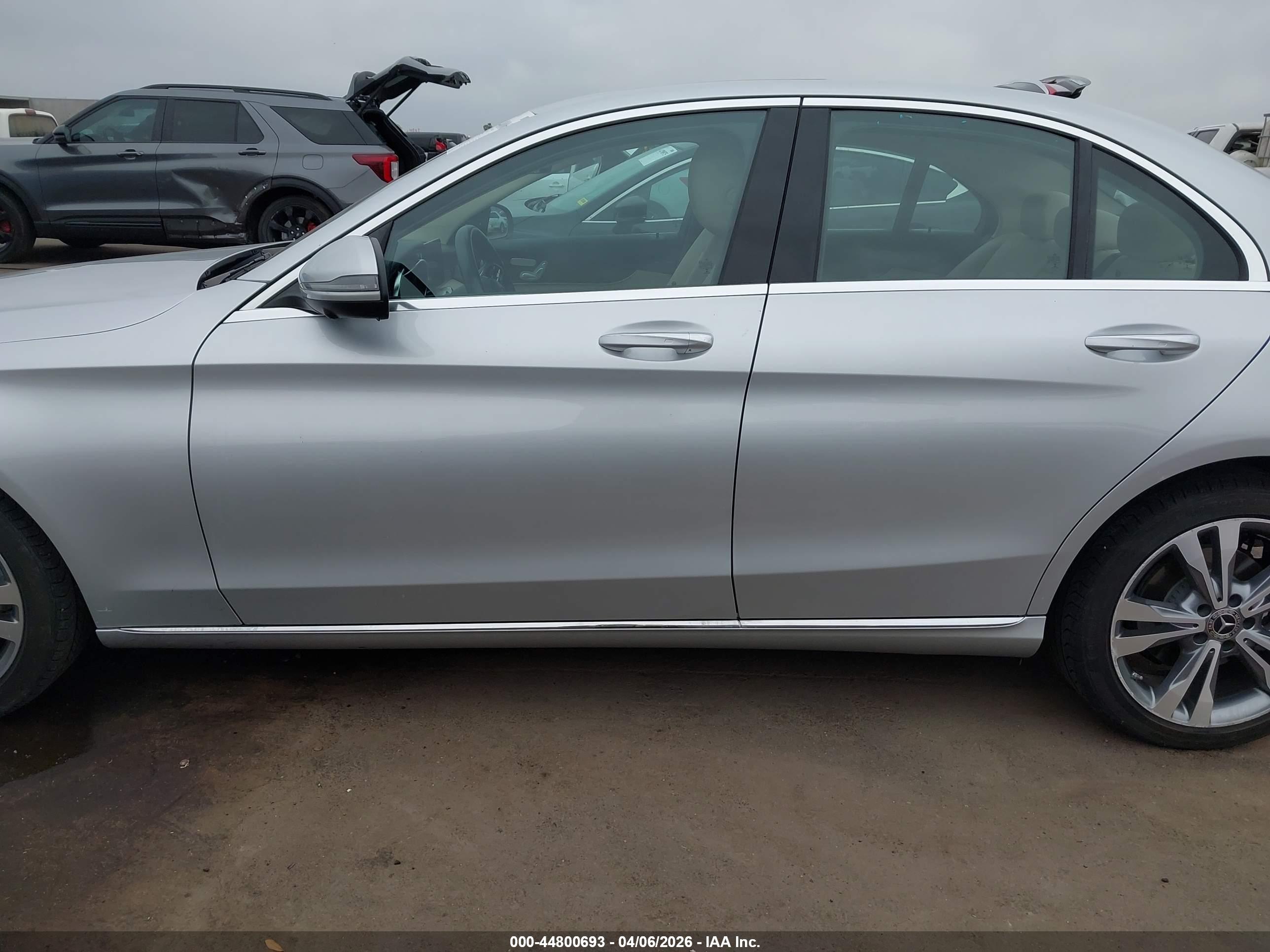 2019 MERCEDES-BENZ C 300 C300