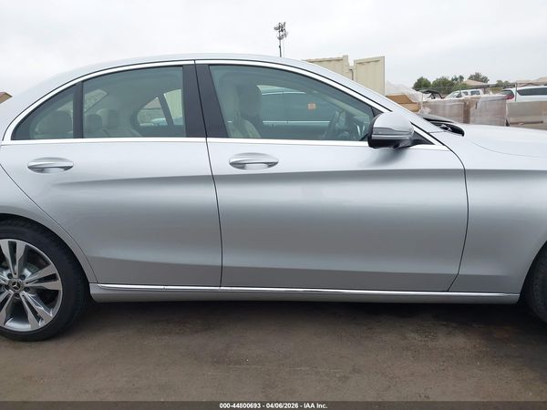 2019 MERCEDES-BENZ C 300 C300