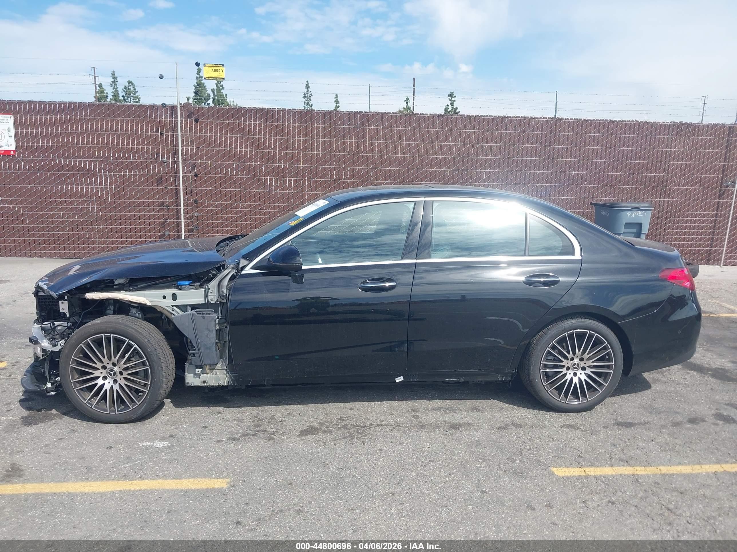 2025 MERCEDES-BENZ C 300 C300