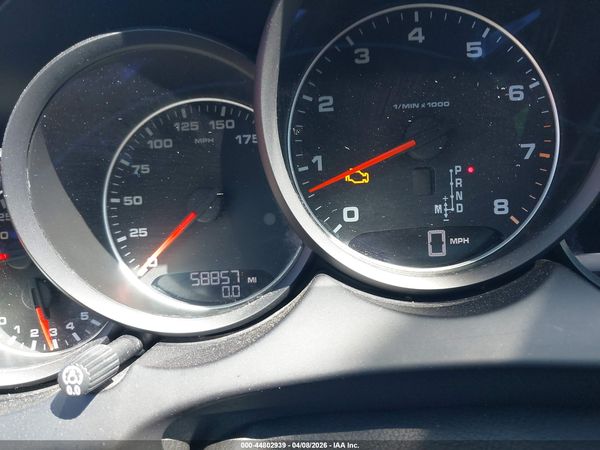 2016 PORSCHE CAYENNE
