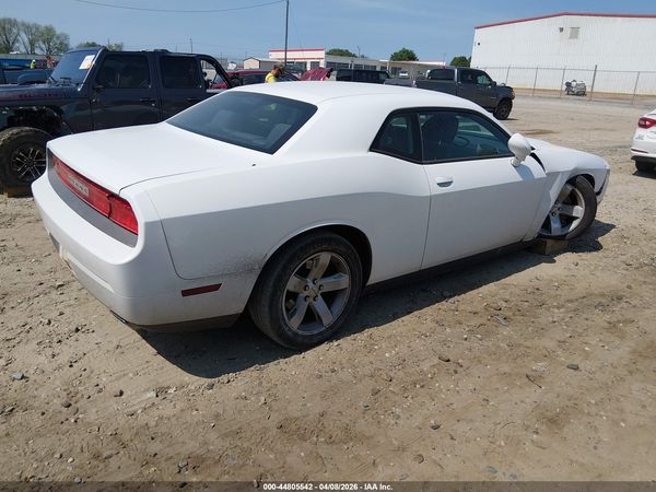 2013 DODGE CHALLENGER SXT