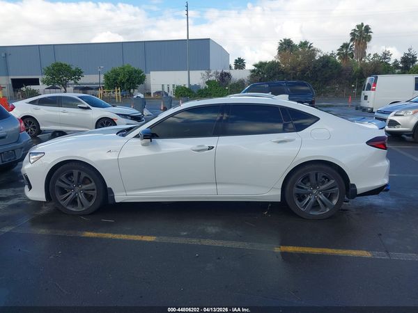 2022 ACURA TLX