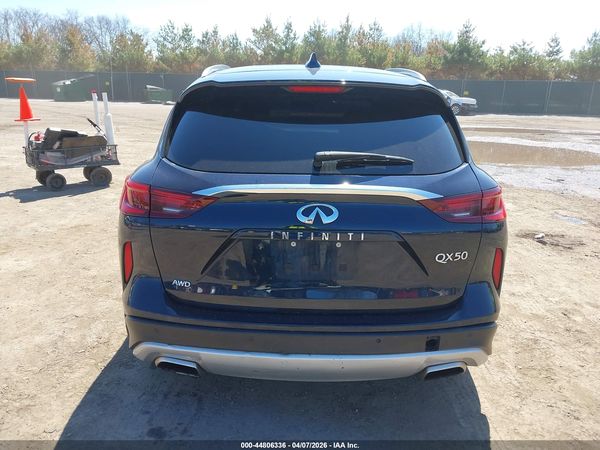 2022 INFINITI QX50 ESSENTIAL AWD