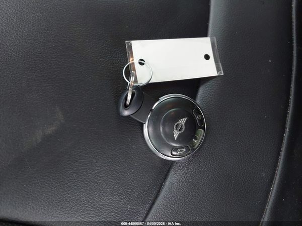 2012 MINI COOPER