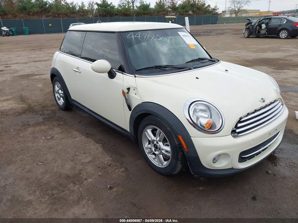2012 MINI COOPER