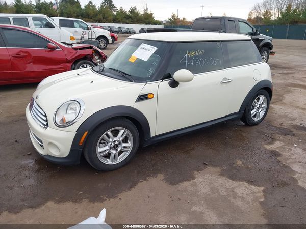 2012 MINI COOPER