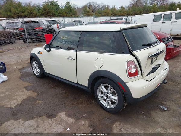 2012 MINI COOPER