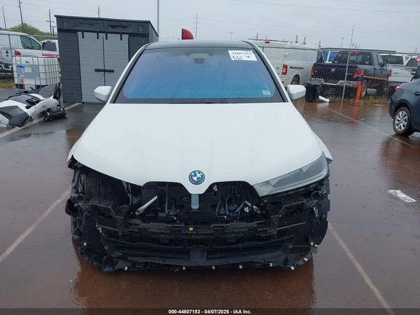 2025 BMW IX XDRIVE50