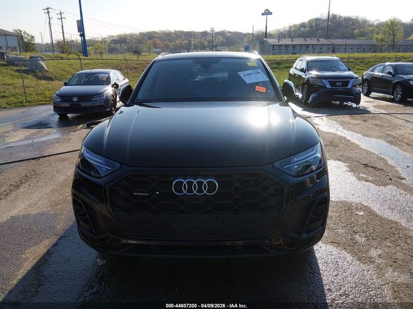 2022 AUDI Q5