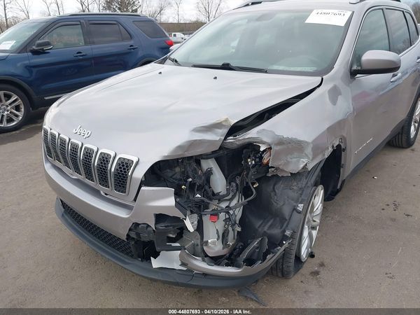 2019 JEEP CHEROKEE LATITUDE 4X4