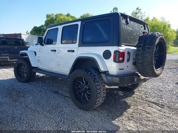 2020 JEEP WRANGLER UNLIMITED SAHARA 4X4
