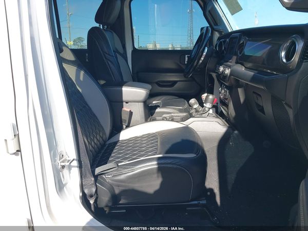 2020 JEEP WRANGLER UNLIMITED SAHARA 4X4
