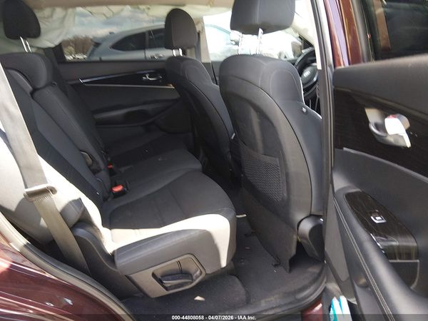 2019 KIA SORENTO 2.4L LX