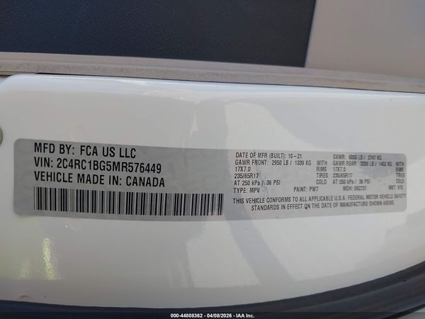 2021 CHRYSLER PACIFICA TOURING L — I9