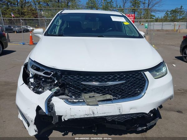 2021 CHRYSLER PACIFICA TOURING L — I115