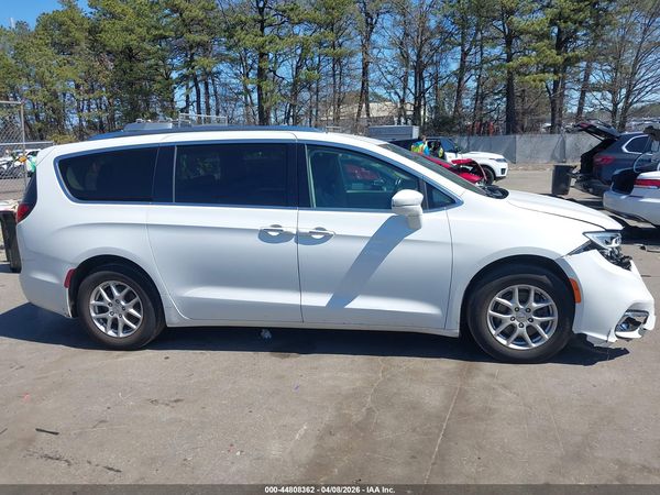 2021 CHRYSLER PACIFICA TOURING L — I116