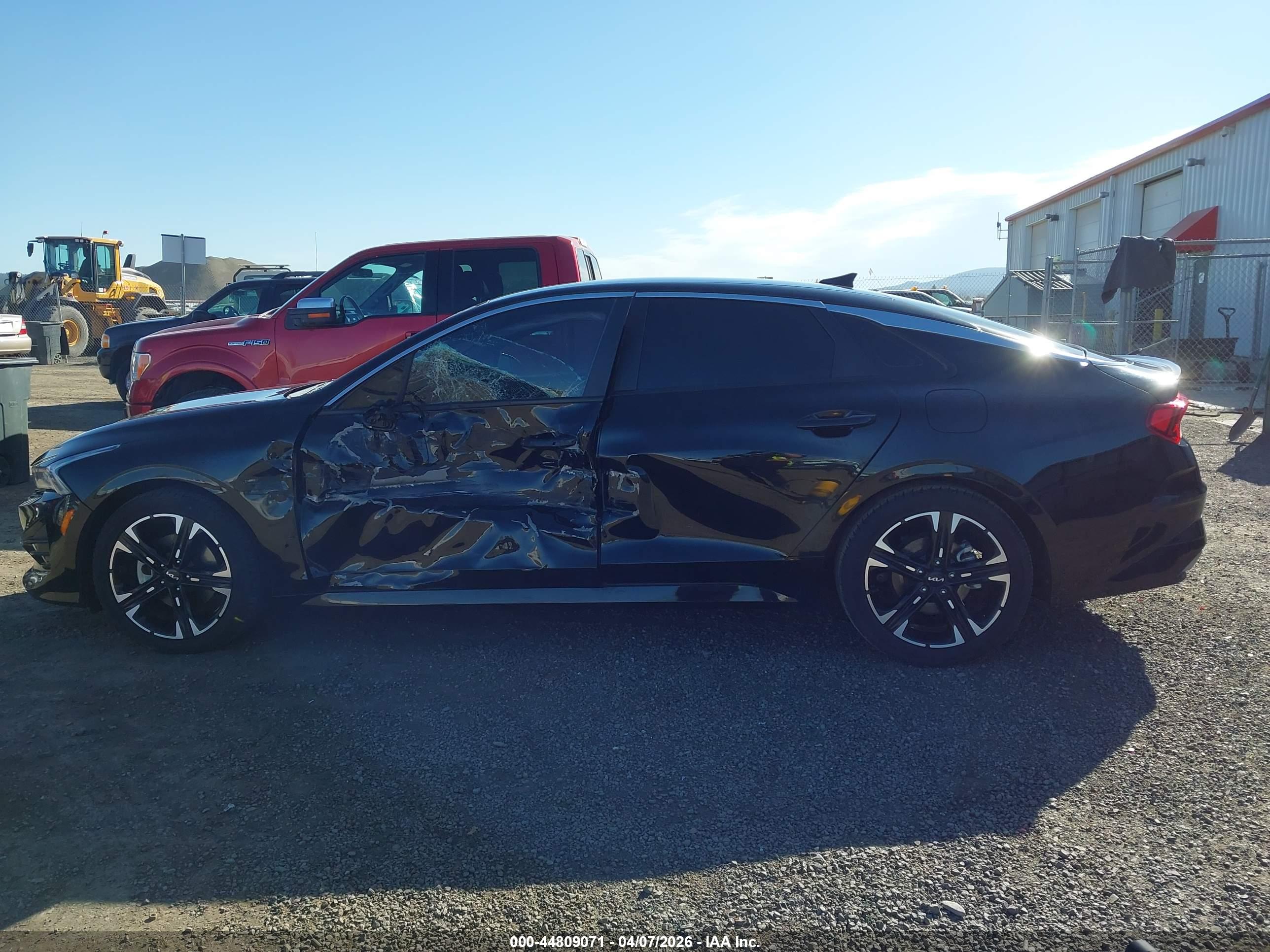 2023 KIA K5 GT-LINE