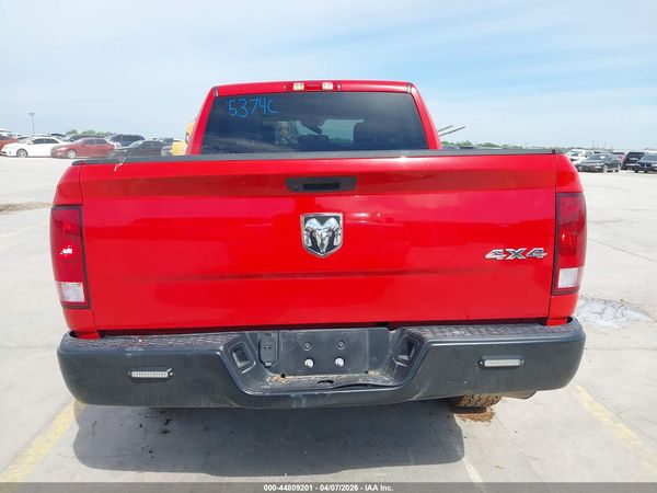 2022 RAM 1500 CLASSIC TRADESMAN  4X4 5'7 BOX